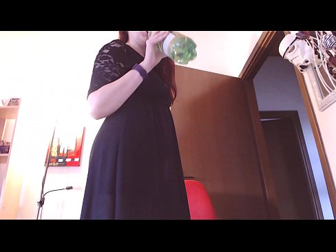 ❤️ Submisivní otrokyně, která miluje špinavé a svůdné kalhotky, je po zhlédnutí tohoto videa nucena masturbovat! ❤️❌ Ruské porno u cs.newsexxxx.ru